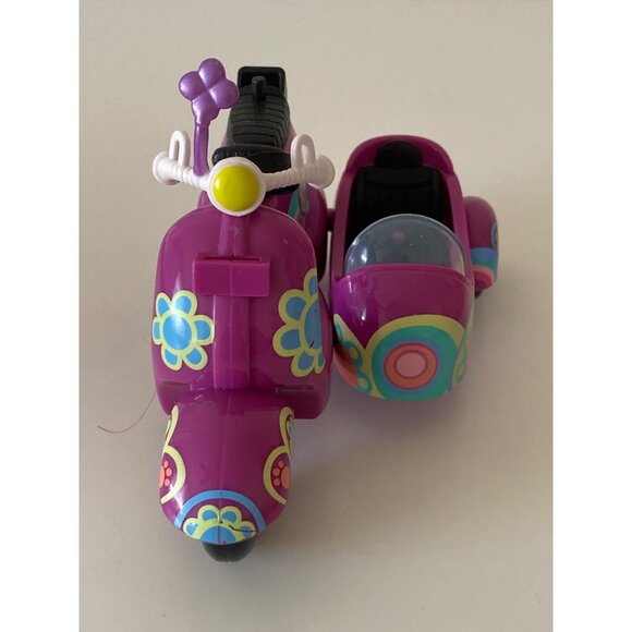 Hasbro Littlest Pet Shop LPS Blythe Doll Purple Floral Moped Scooter Side Car - Picture 6 of 16